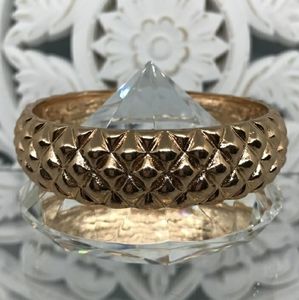 NWOT Bangle